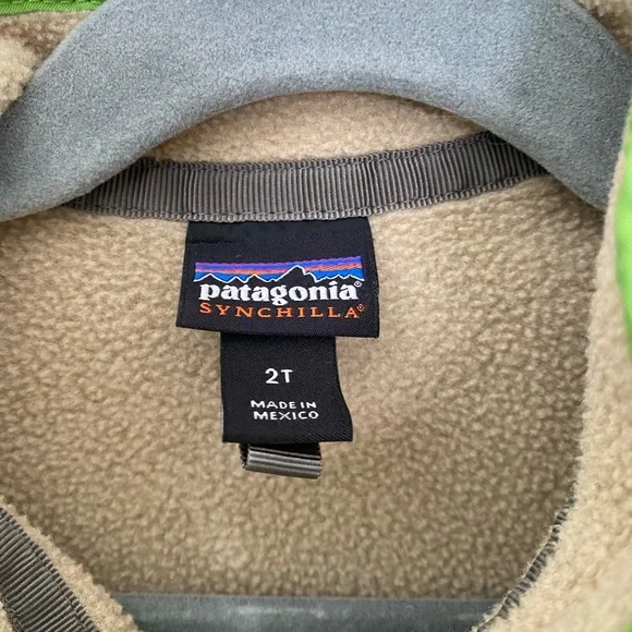 Patagonia Pullover - size 2T - Picture 2 of 2